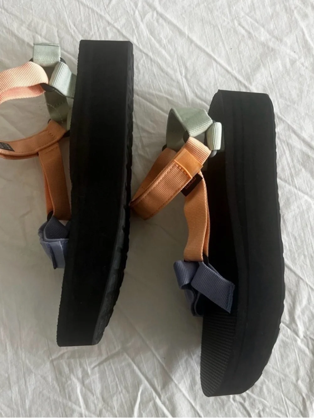 Teva Flatform Universal Sherbert Multi Flatform Sandals Women's Size 11 NWOT